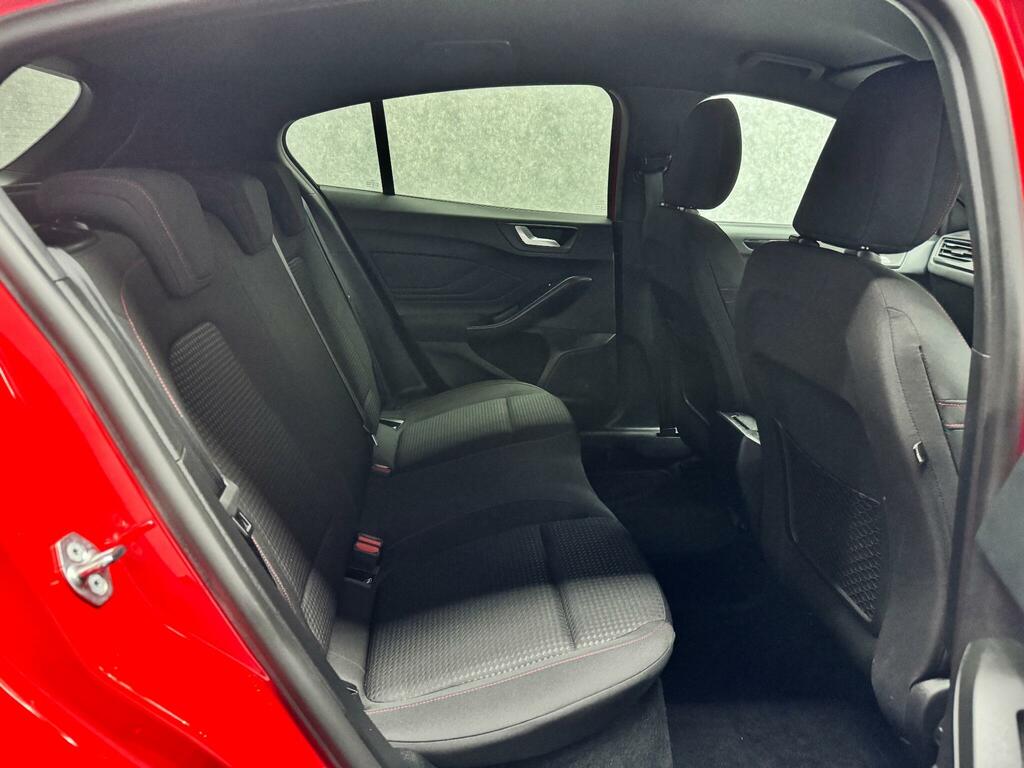 Ford Focus St-line LD71KLJ Red #6