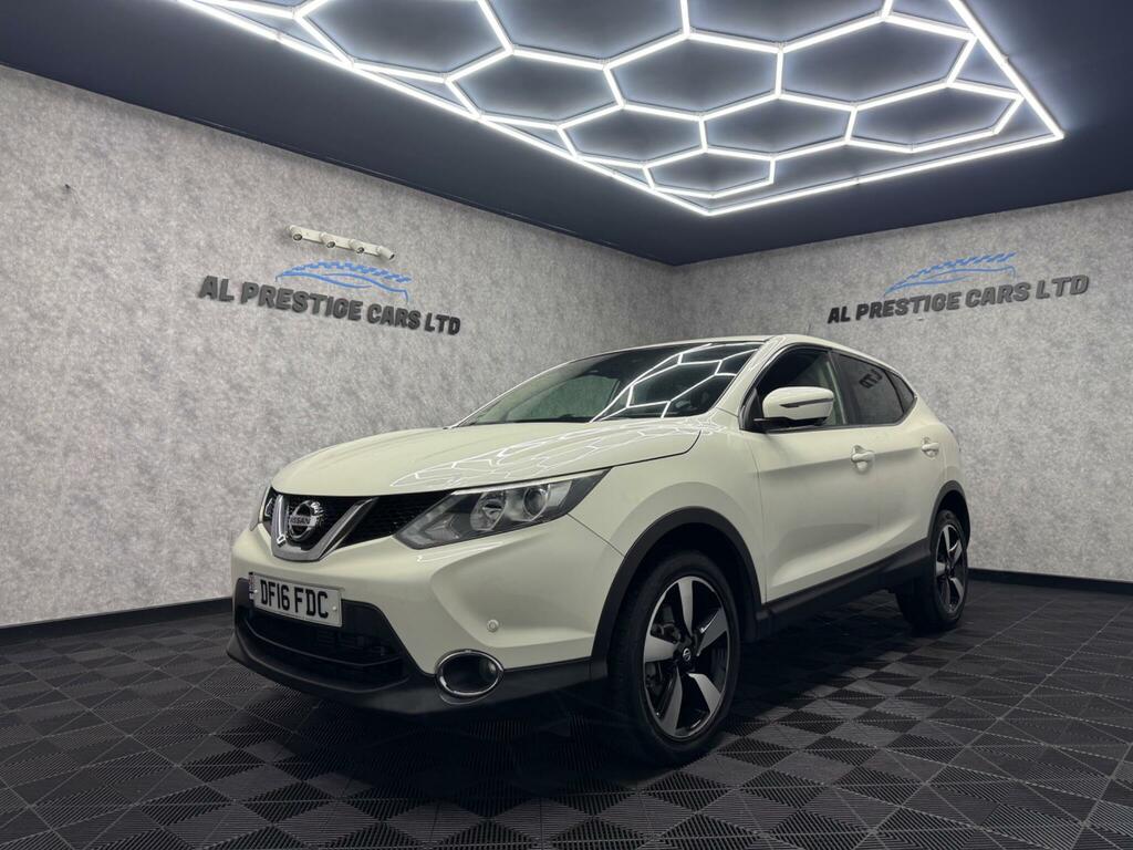 Nissan Qashqai 1.2 Dig-t N-connecta Xtron 2Wd Euro 6 Ss White