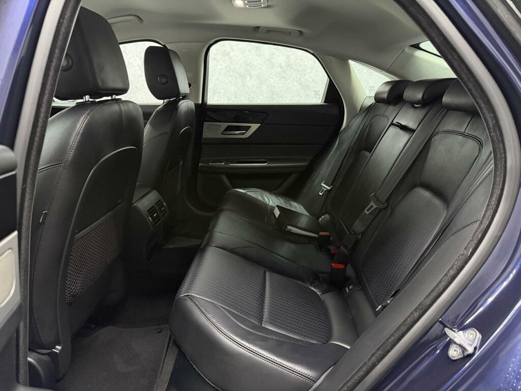 Jaguar XF 2.0D Prestige Euro 6 Ss Blue #5