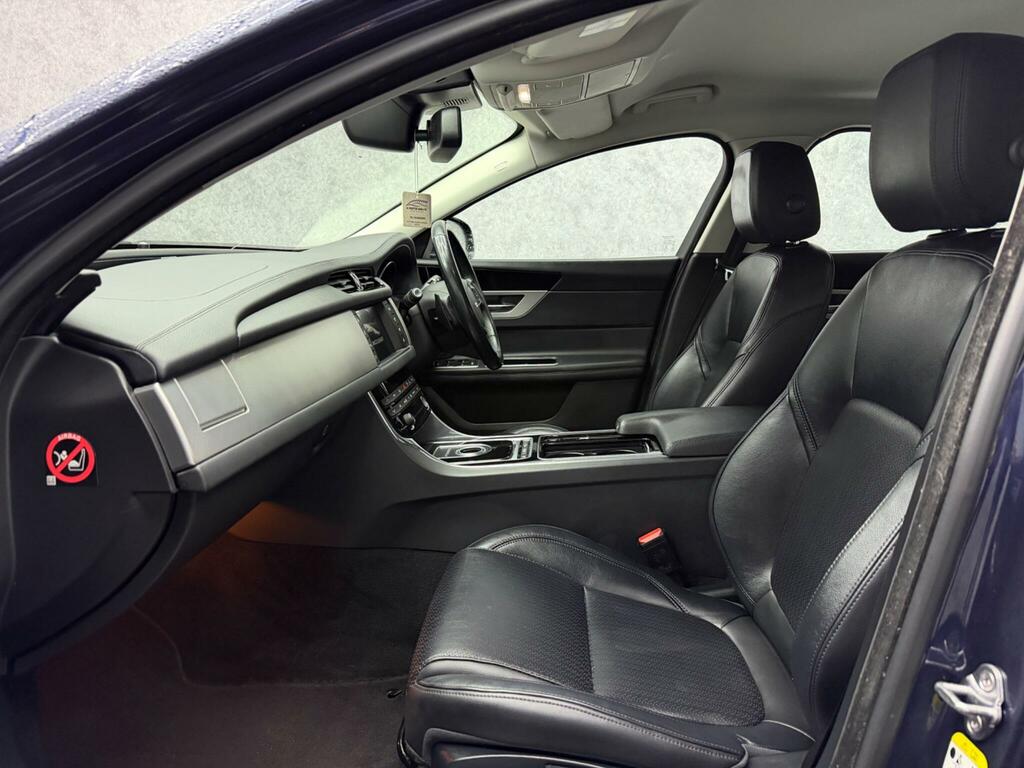 Jaguar XF 2.0D Prestige Euro 6 Ss Blue #3