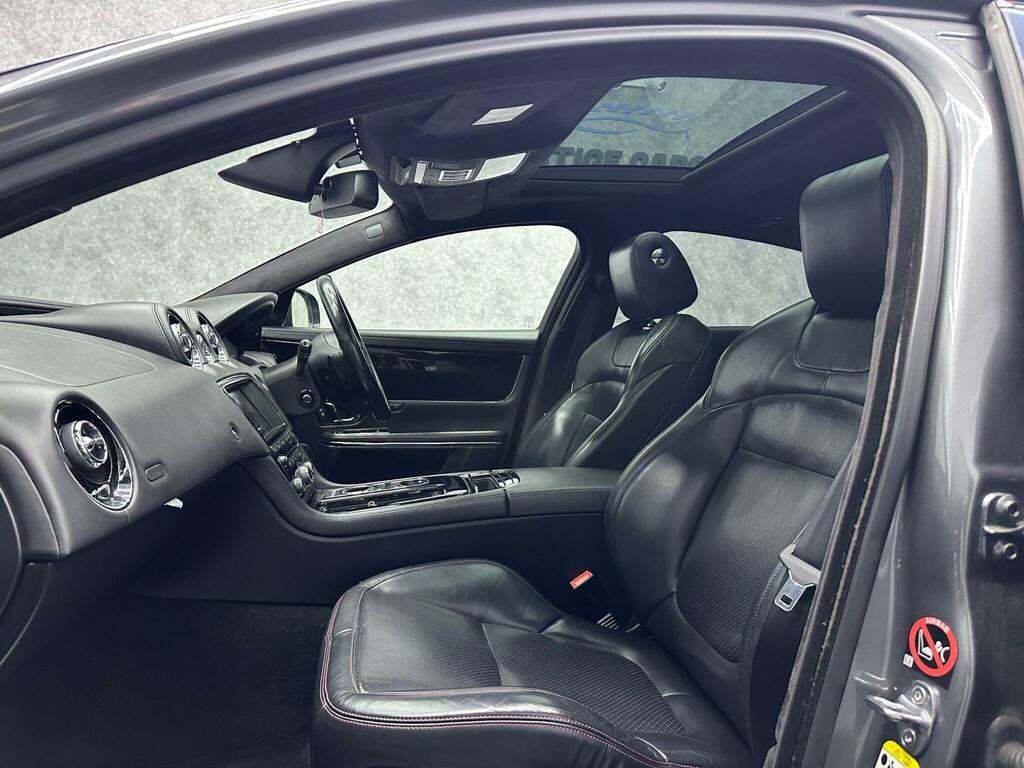 Jaguar XJ 3.0D V6 R-sport Euro 6 Ss OE66JHA Grey #3