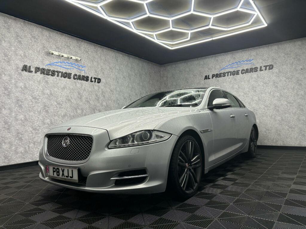 Jaguar XJ 3.0D V6 Portfolio Euro 5 Silver