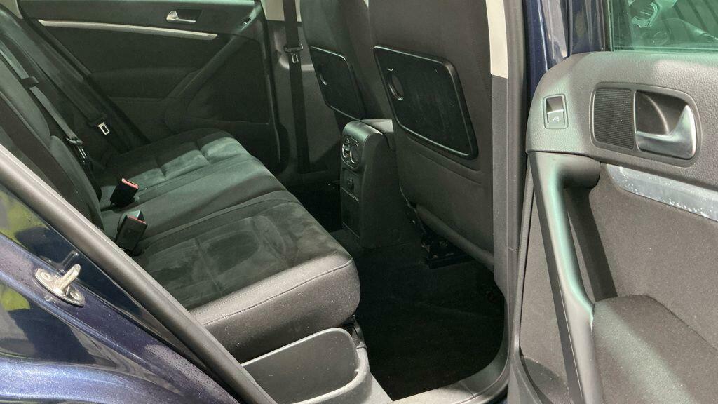 Volkswagen Tiguan 2.0 Tdi Bluemotion Tech Match Dsg 4Wd Euro 5 Ss DA64FHO Blue #3