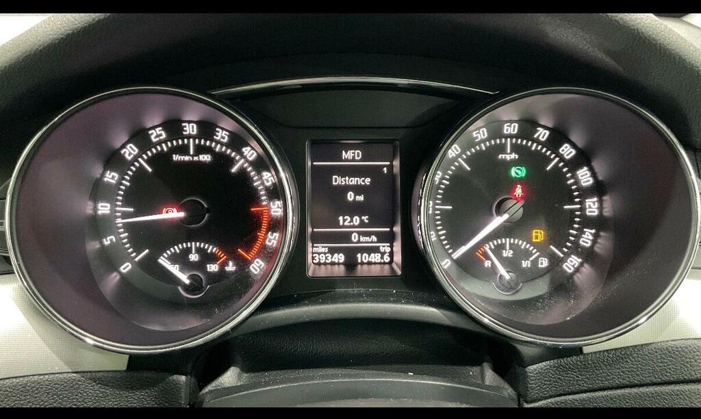 Skoda Superb Se Beige #4