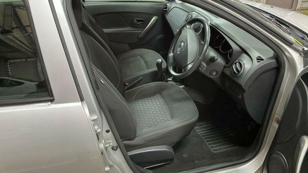 Dacia Sandero 1.5 Dci Laureate Euro 5 Silver #2