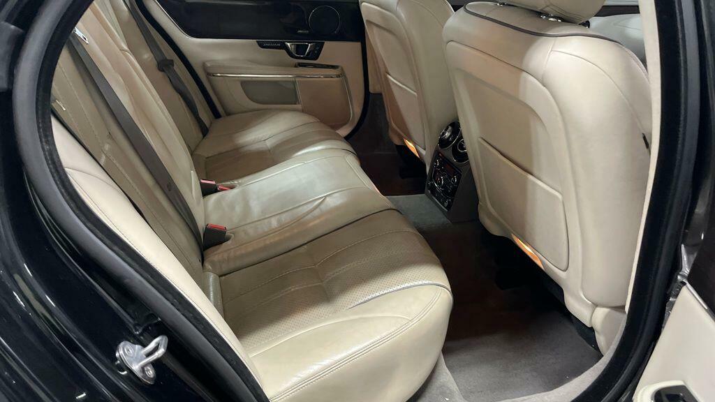 Jaguar XJ 3.0 V6 Portfolio Euro 5 Ss Black #3
