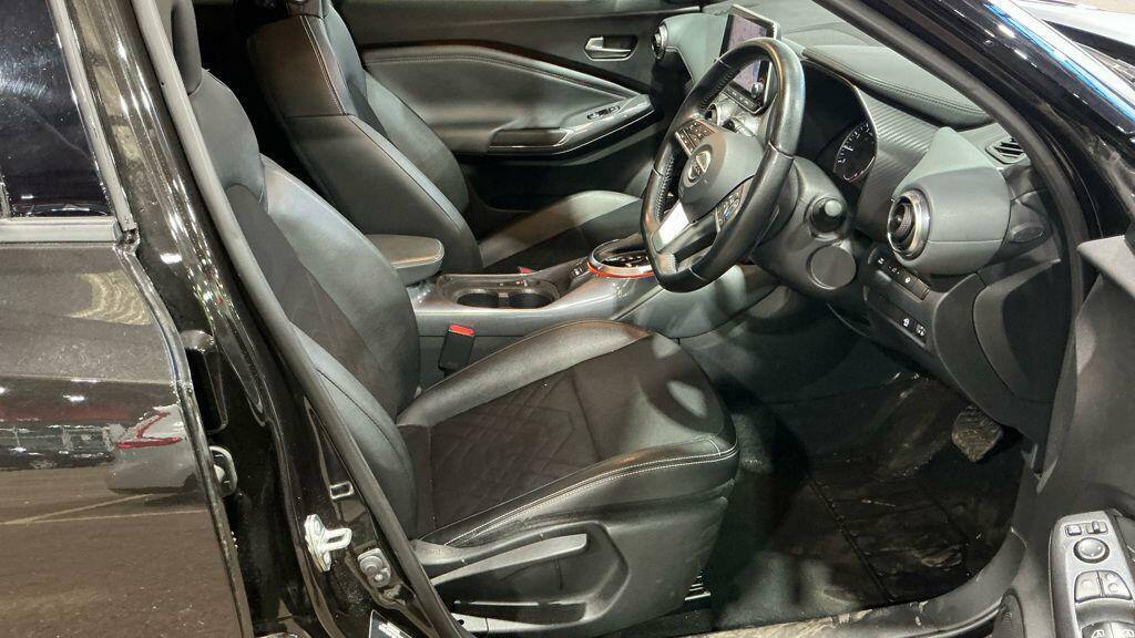 Nissan Juke 1.0 Dig-t Tekna Dct Euro 6 Ss WJ70HXT Black #2