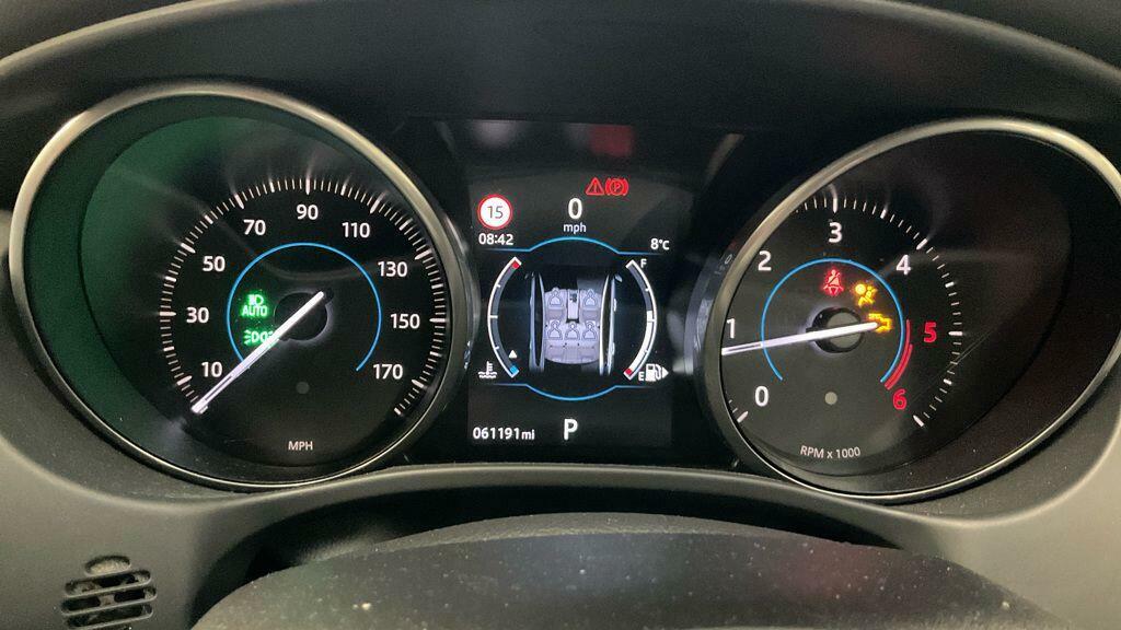 Jaguar XE 2.0D R-sport Awd Euro 6 Ss GJ66DWV Red #5