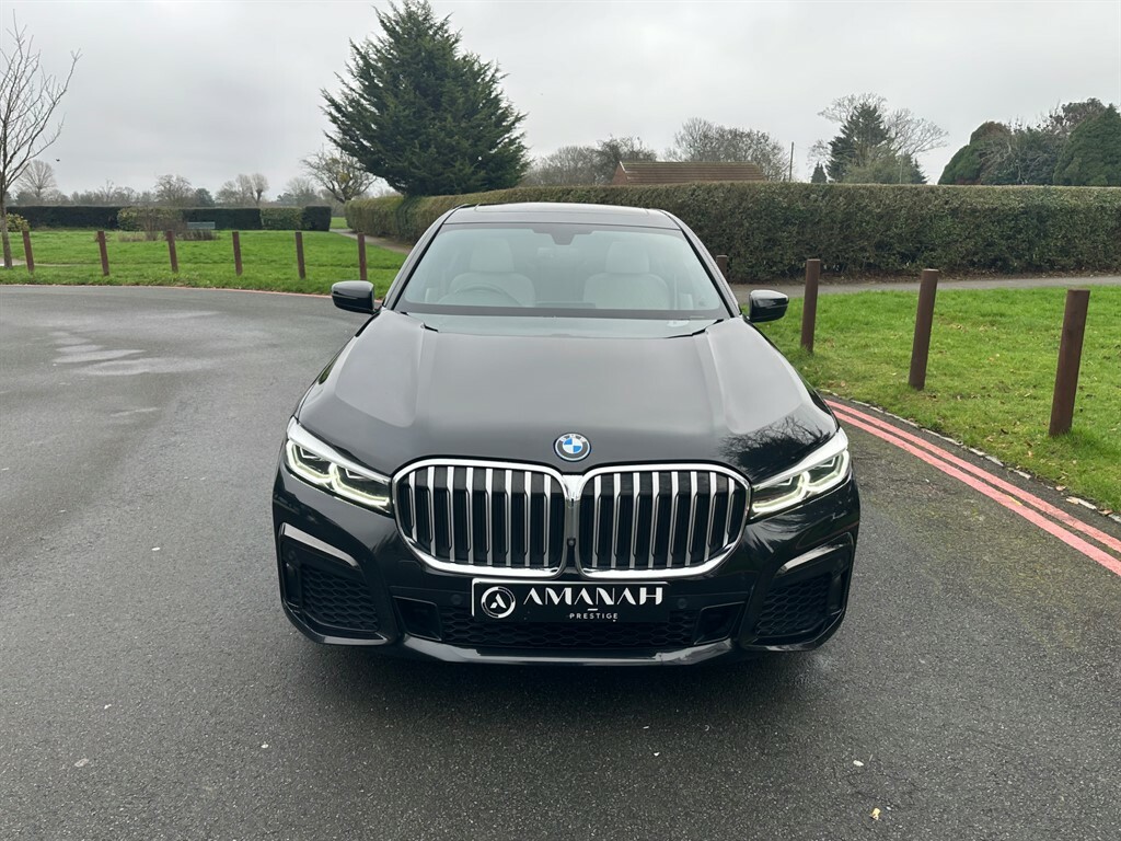 BMW 7 Series Xdrive M Sport YH22UGT Black #6