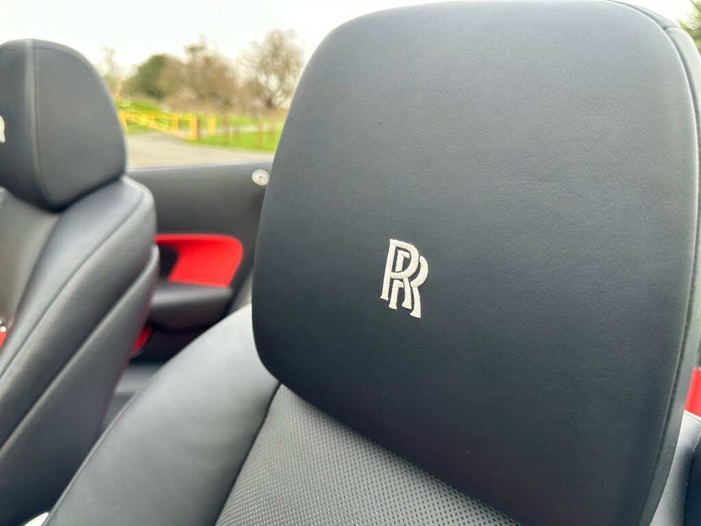 Rolls-Royce Dawn Dawn V12 Black #15