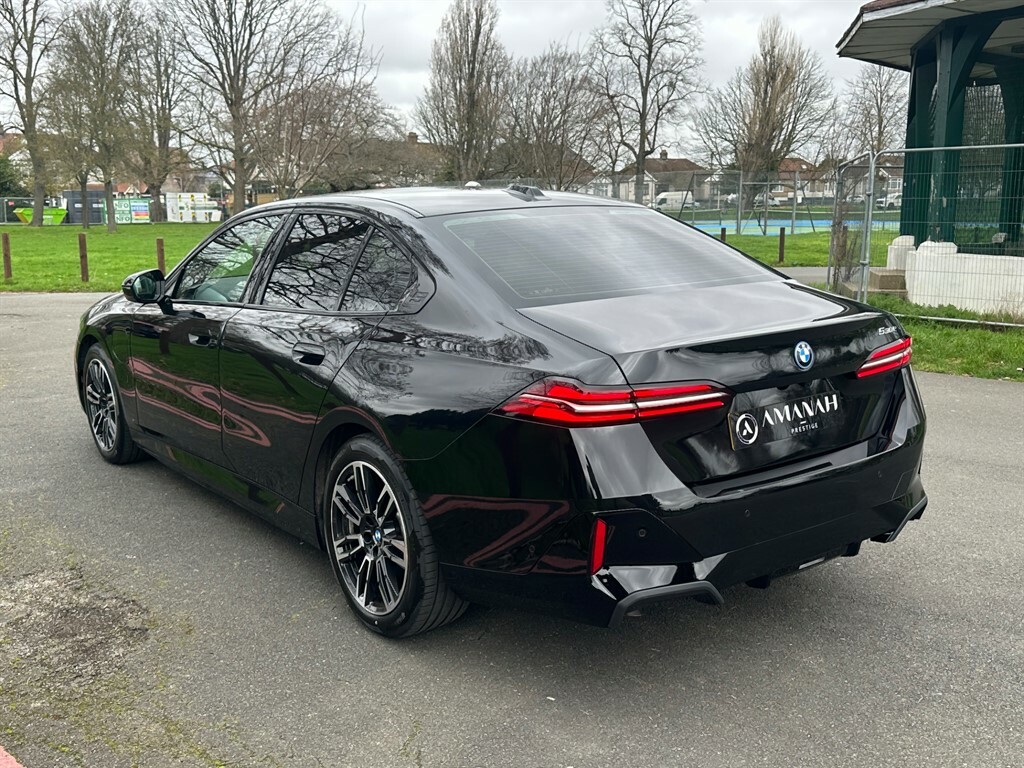 BMW 5 Series M Sport LR75HNA Black #2
