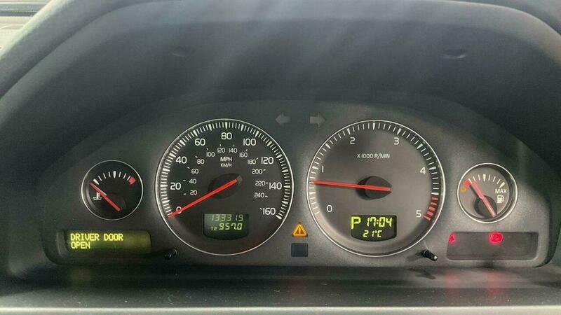 Volvo XC90 2.4 D5 Se Geartronic Silver #6