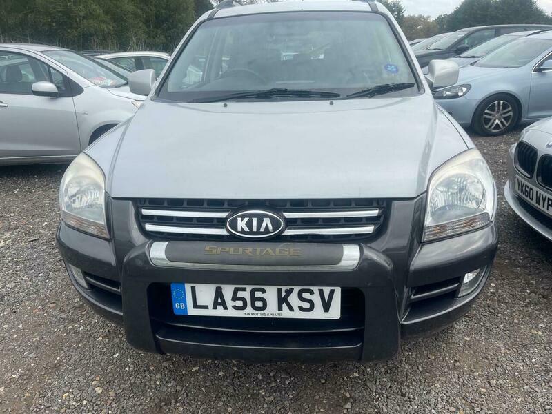 Kia Sportage 2.0 Xe Silver