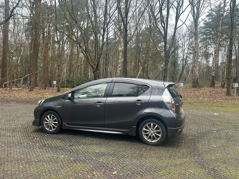 Toyota Aqua Hybrid Auto Silver #23
