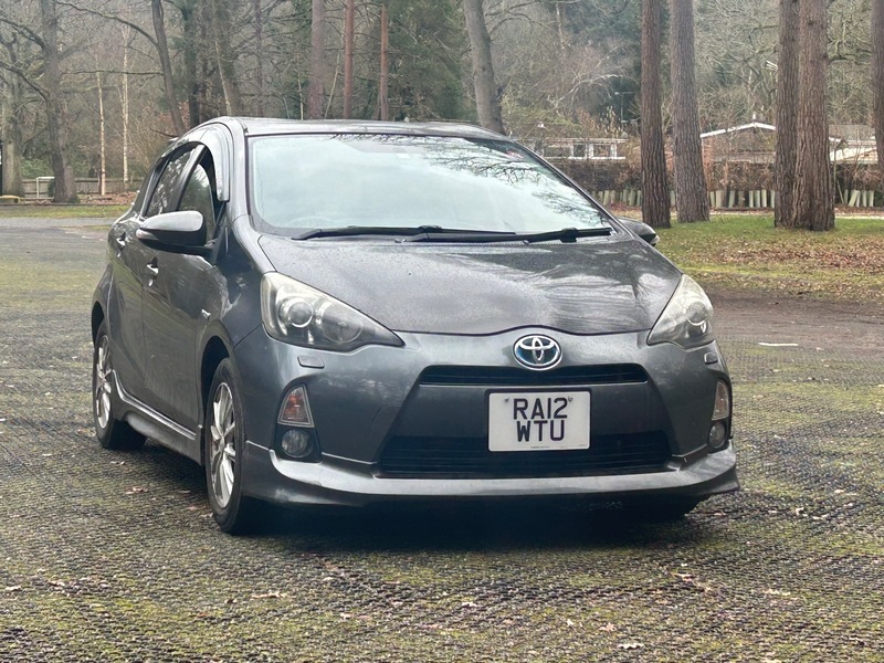 Toyota Aqua Hybrid Auto Silver #29