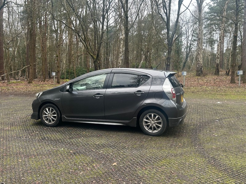 Toyota Aqua Hybrid Auto Silver #30
