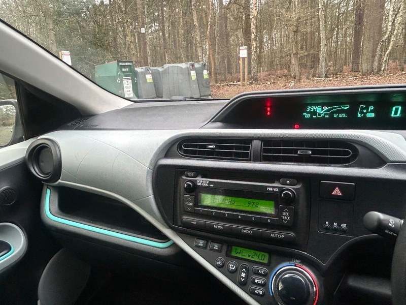 Toyota Aqua Hybrid Auto Silver #27