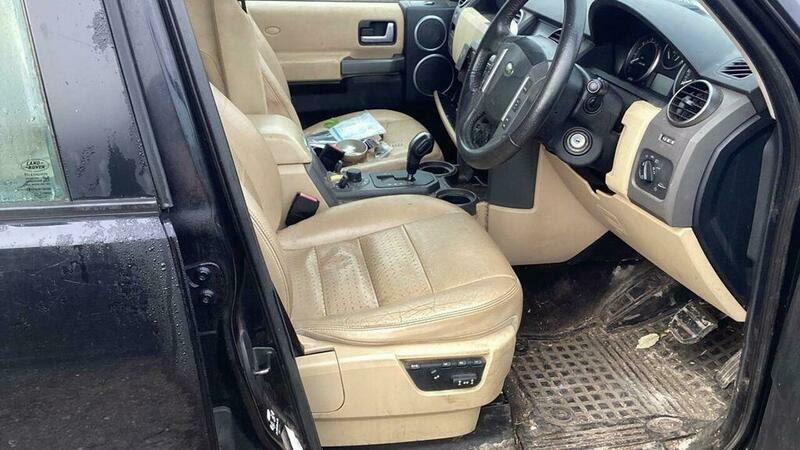 Land Rover Discovery 2.7 Td V6 Hse Black #2