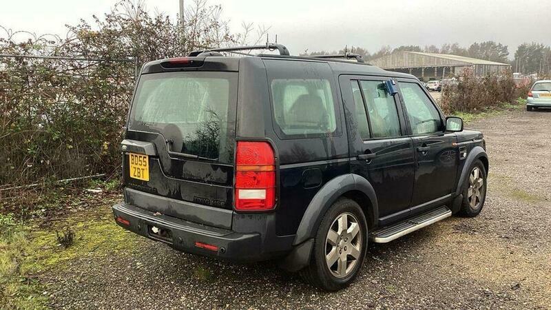 Land Rover Discovery 2.7 Td V6 Hse Black #6