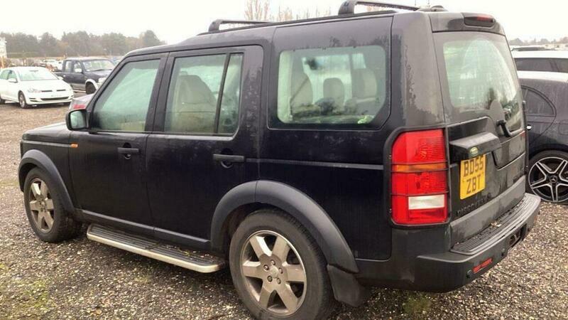 Land Rover Discovery 2.7 Td V6 Hse Black #5