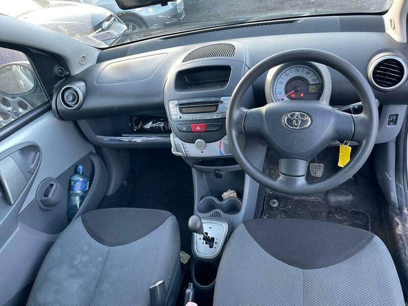 Toyota Aygo 1.0 Vvt-i Multimode Silver #2