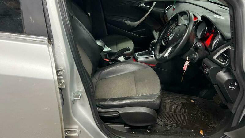 Vauxhall Astra 1.6 16V Se VN62OBG Silver #3
