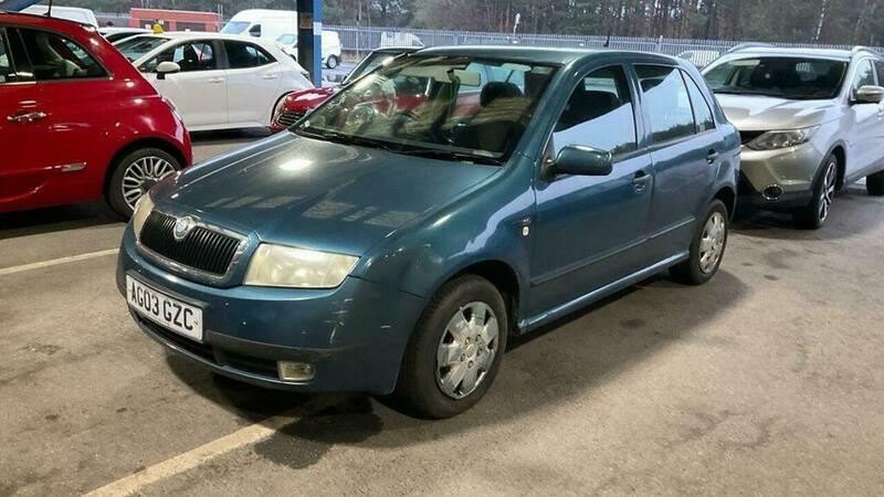 Skoda Fabia 1.4 16V Comfort Blue #4