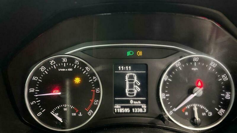 Skoda Octavia 1.6 Tdi Greenline II Silver #6