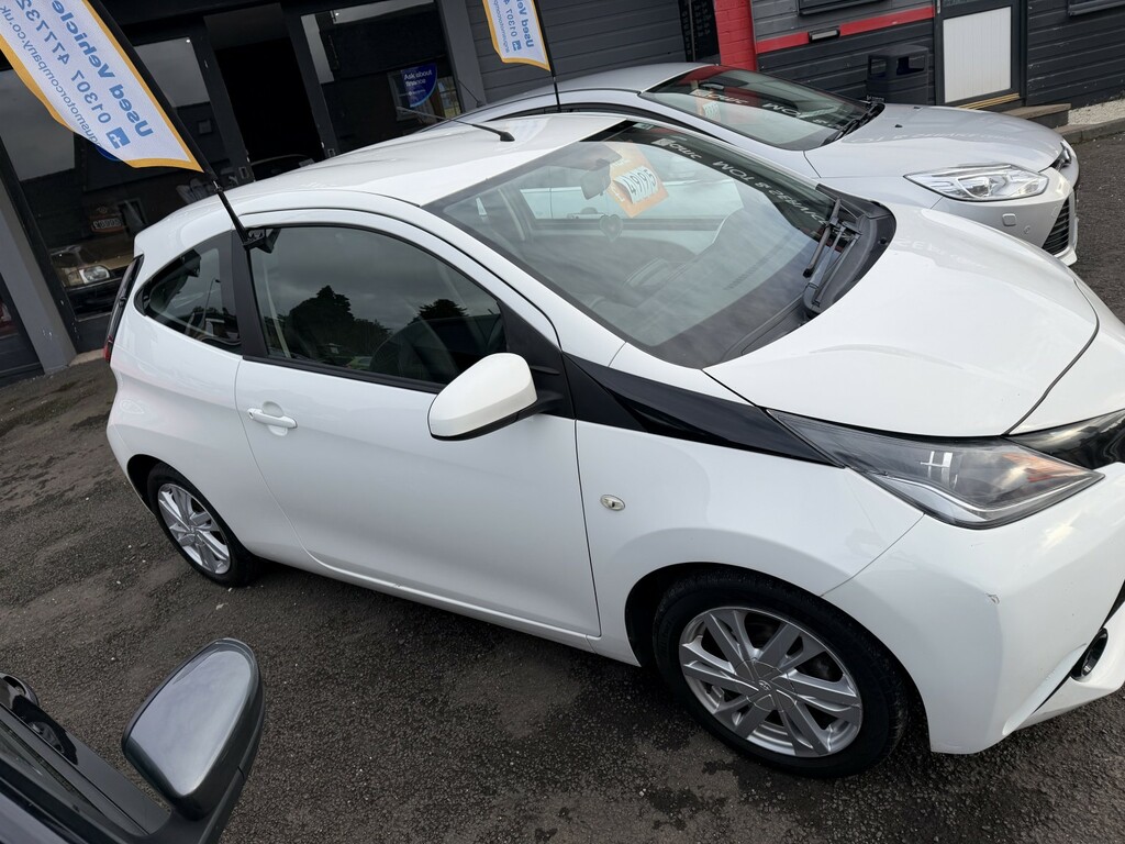 Toyota Aygo Hatchback 1.0 Vvt-i X-pression 2016 SC65UNH White #5