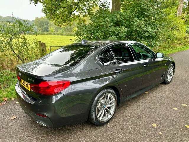 BMW 5 Series 2.0 520D Mht M Sport Saloon Hybrid Black #4