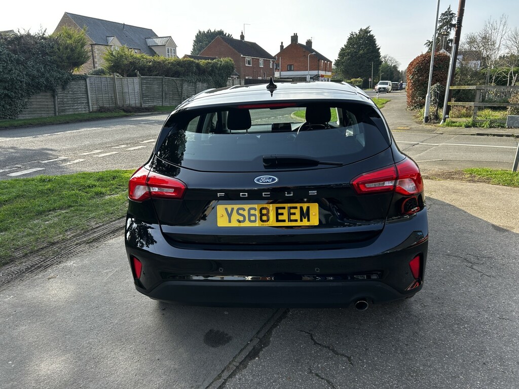 Ford Focus Hatchback 1.5 Ecoblue Titanium 2018 YS68EEM Black #4