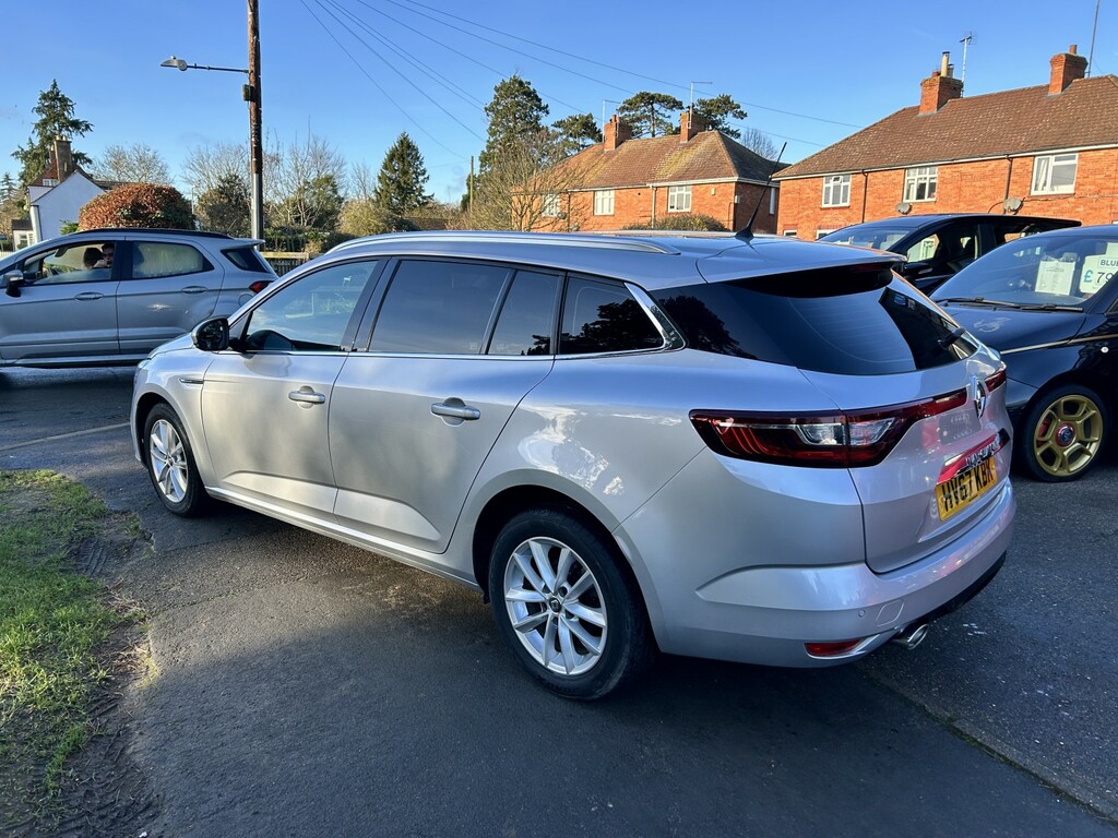Renault Megane Estate 1.5 Dynamique Nav Dci 110 2017 HV67KBK Silver #3