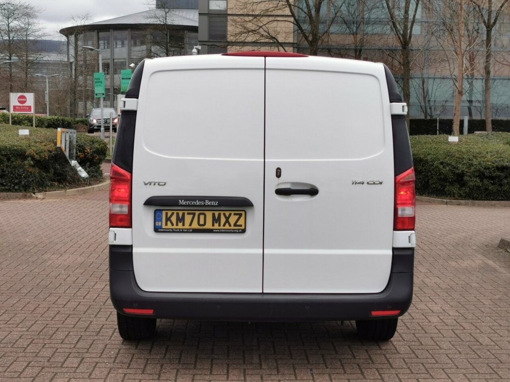 Mercedes-Benz Vito 2.1L Pure White #6