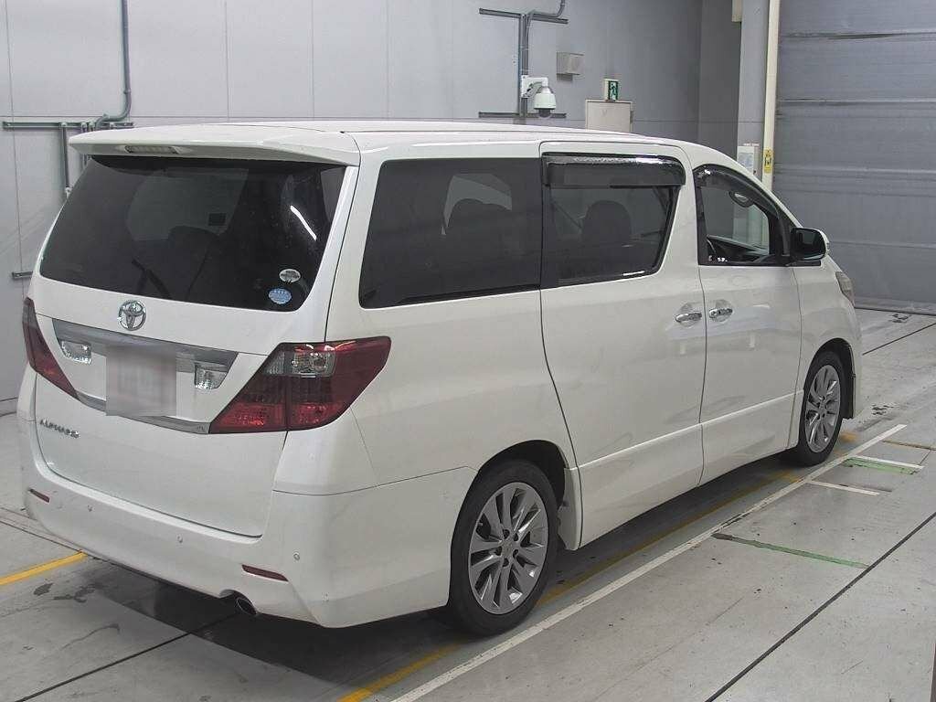 Toyota Alphard Mpv HD10WHC White #3