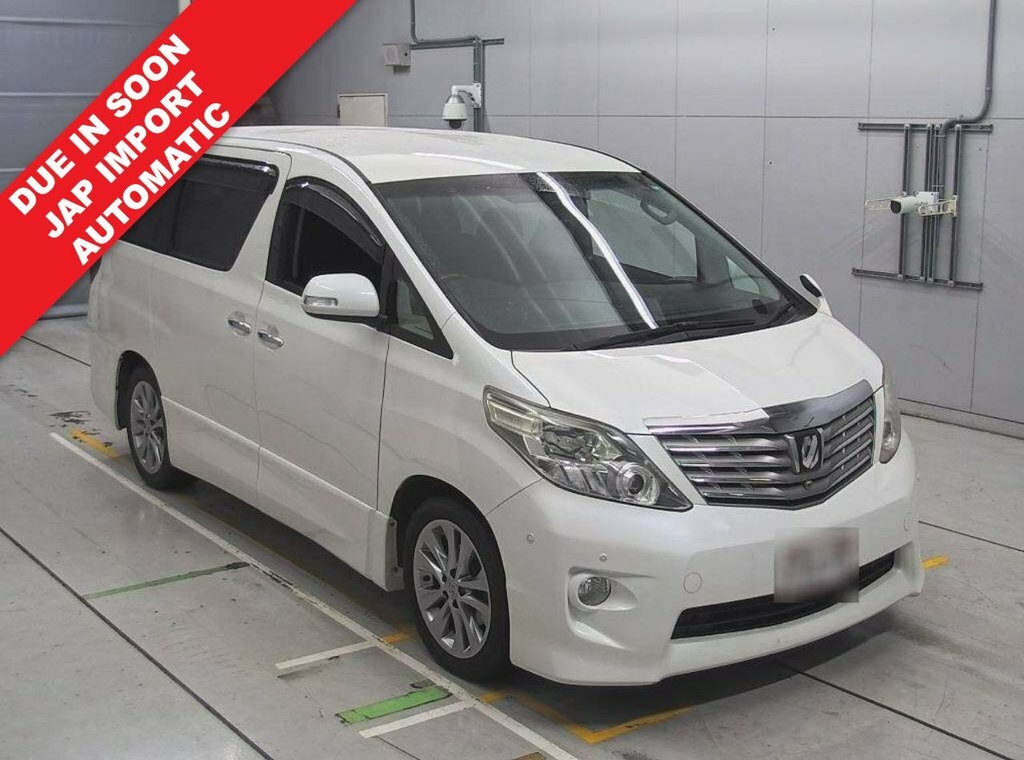 Toyota Alphard Mpv White