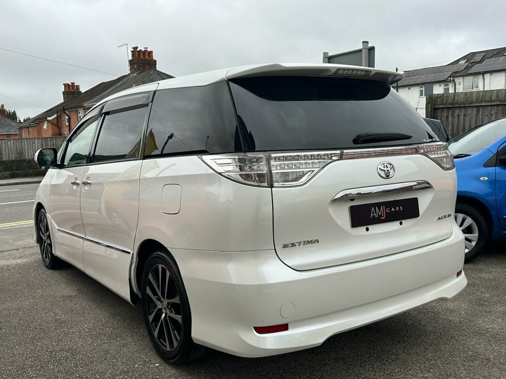 Toyota Estima Mpv HF64FYN White #6