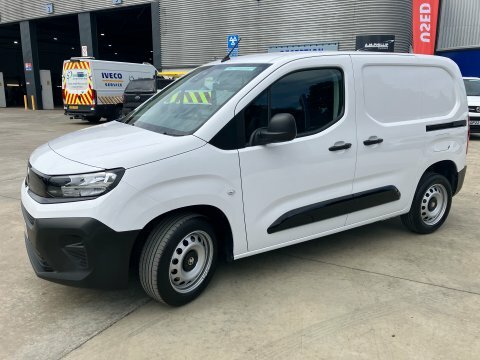 Vauxhall Combo Combo Cargo DV24OEU White #6