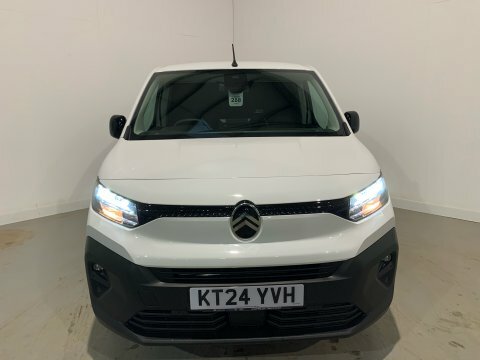 Citroen Berlingo Berlingo M KT24YVH White #2