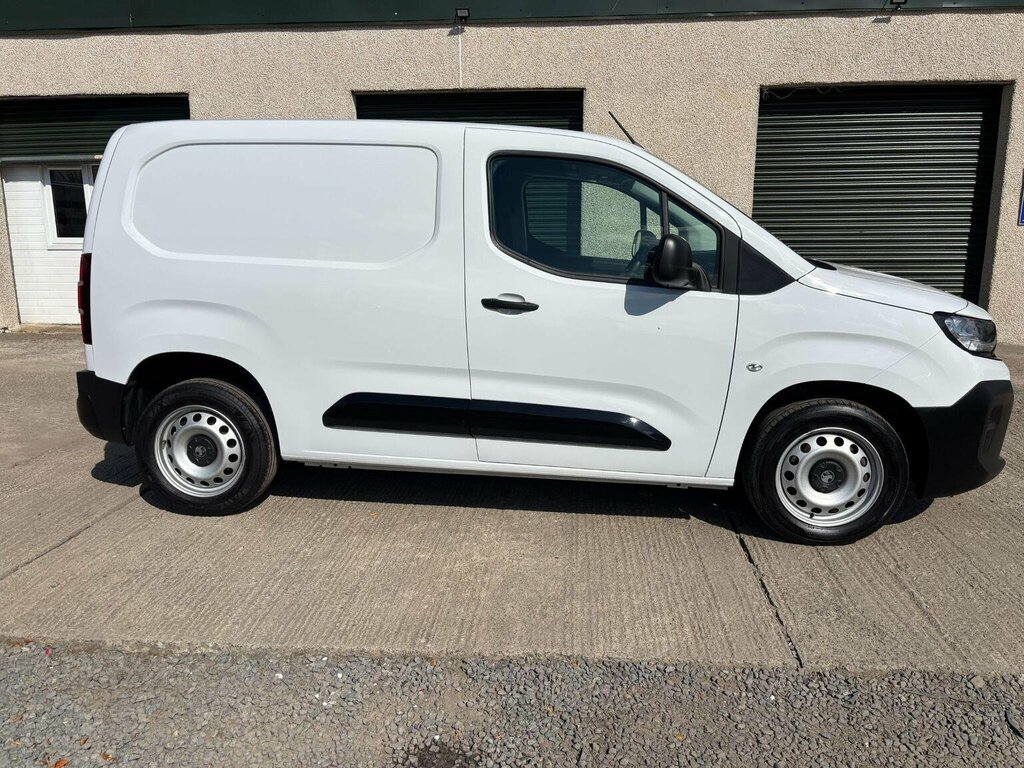 Vauxhall Combo Panel Van 1.5 Turbo D 2300 Prime Panel Van Swb Eur DV24OBE White #5