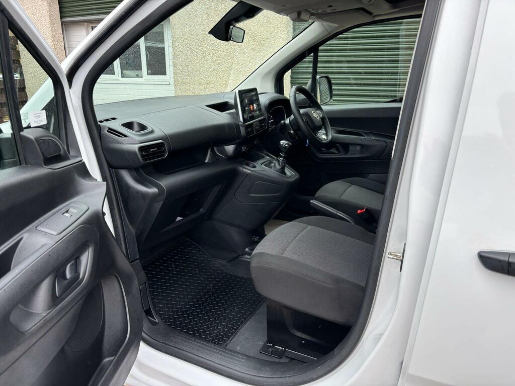 Fiat Doblo Panel Van 1.5 Bluehdi 1000Kg Maxi Lwb Euro 6 Ss White #3