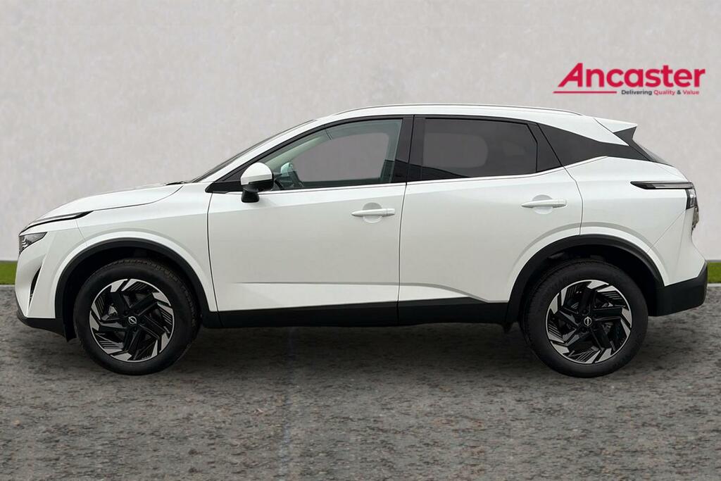 Nissan Qashqai 1.3 Dig-t Mh 158 N-connecta LN25TWJ White #6
