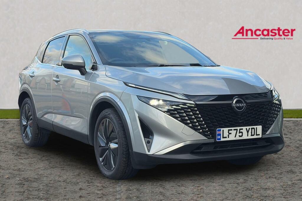 Nissan Qashqai 1.3 Dig-t Mh Tekna Bose Silver