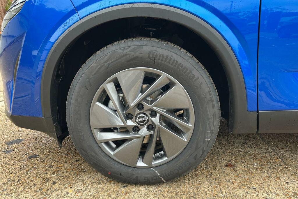 Nissan Qashqai 1.3 Dig-t Mh 158 Acenta Premium Xtronic Blue #5