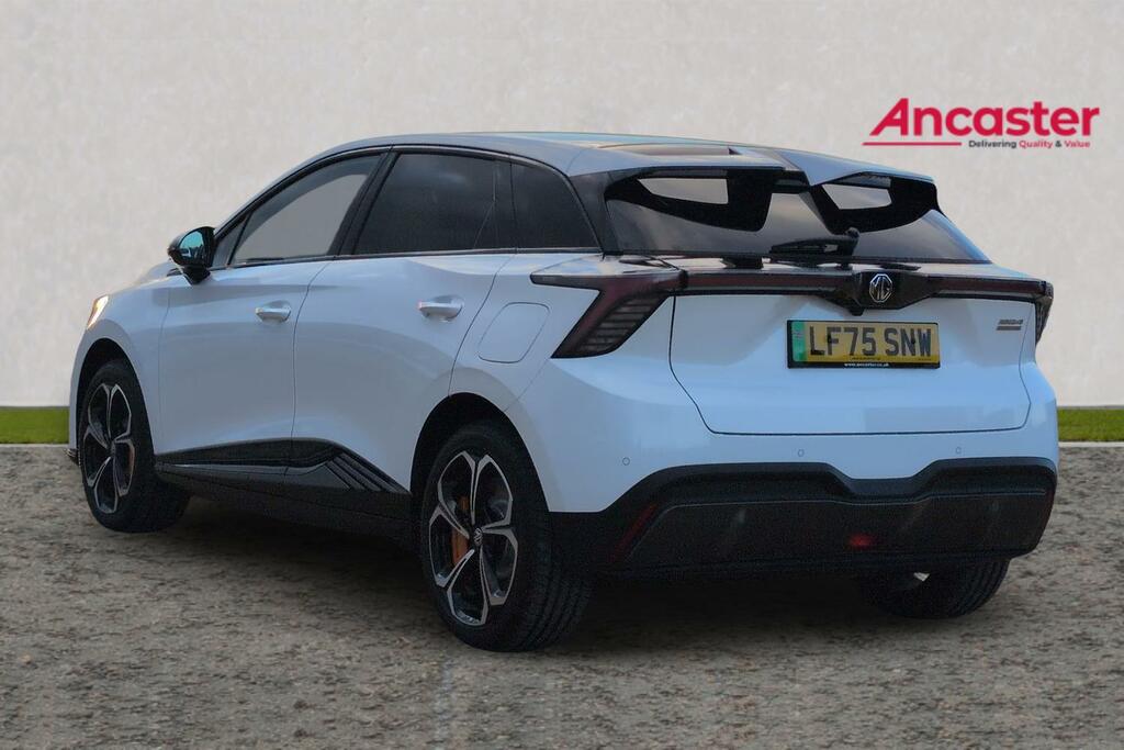 MG MG4 320Kw Ev Xpower 64Kwh LF75SNW White #5