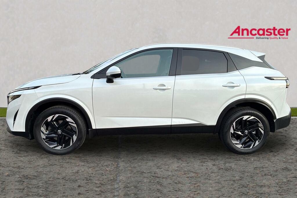 Nissan Qashqai 1.3 Dig-t Mh N-connecta Glass Roof LD25DZZ White #6