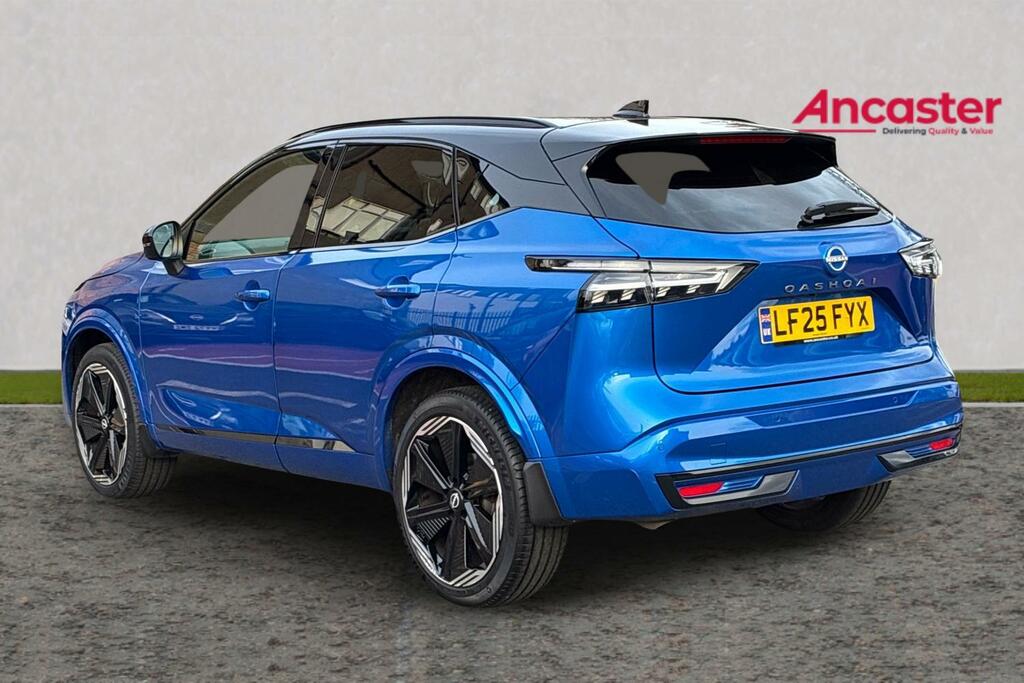 Nissan Qashqai 1.3 Dig-t Mh N-design LF25FYX Black #5