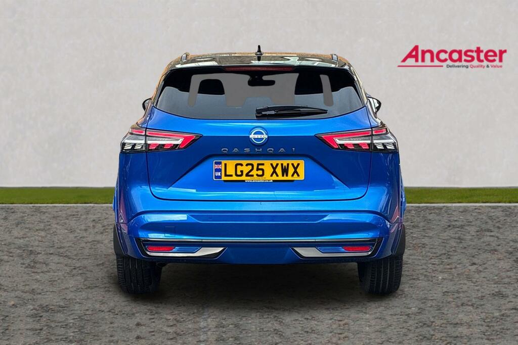 Nissan Qashqai 1.3 Dig-t Mh N-design LG25XWX Blue #4