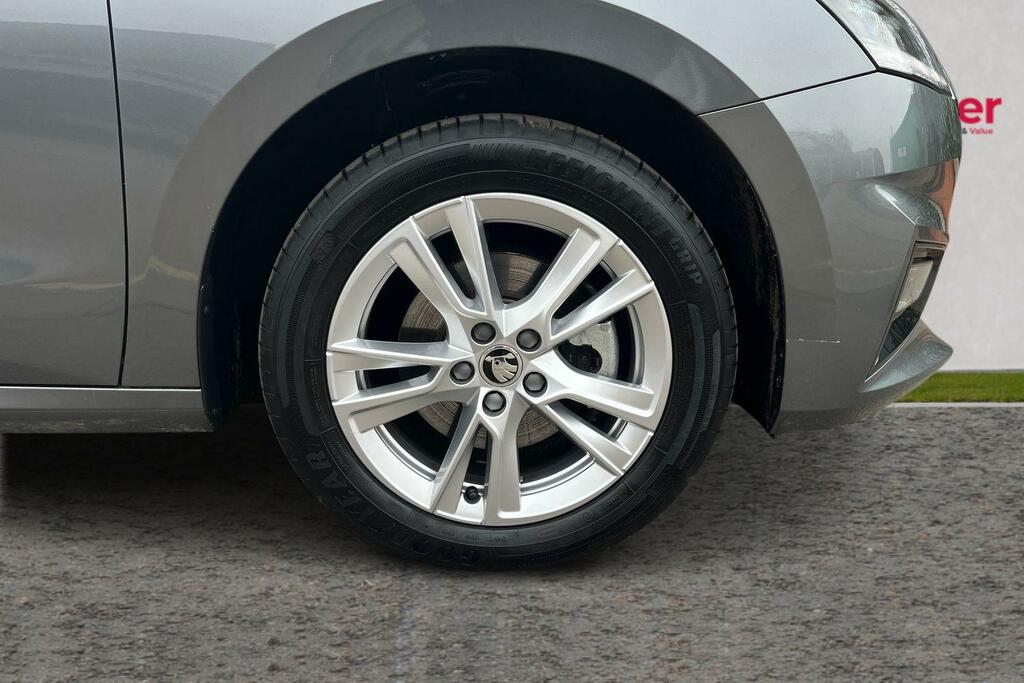 Skoda Fabia 1.0 Tsi 116 Se L Dsg EF74SYE Grey #5