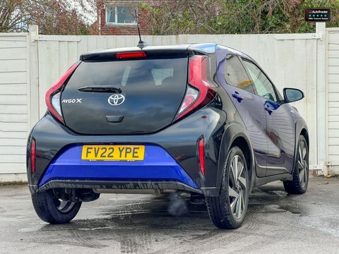Toyota Aygo X 1.0 Vvt-i Edge FV22YPE Blue #5