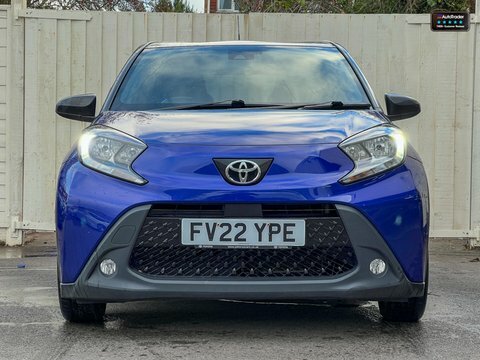 Toyota Aygo X 1.0 Vvt-i Edge FV22YPE Blue #3